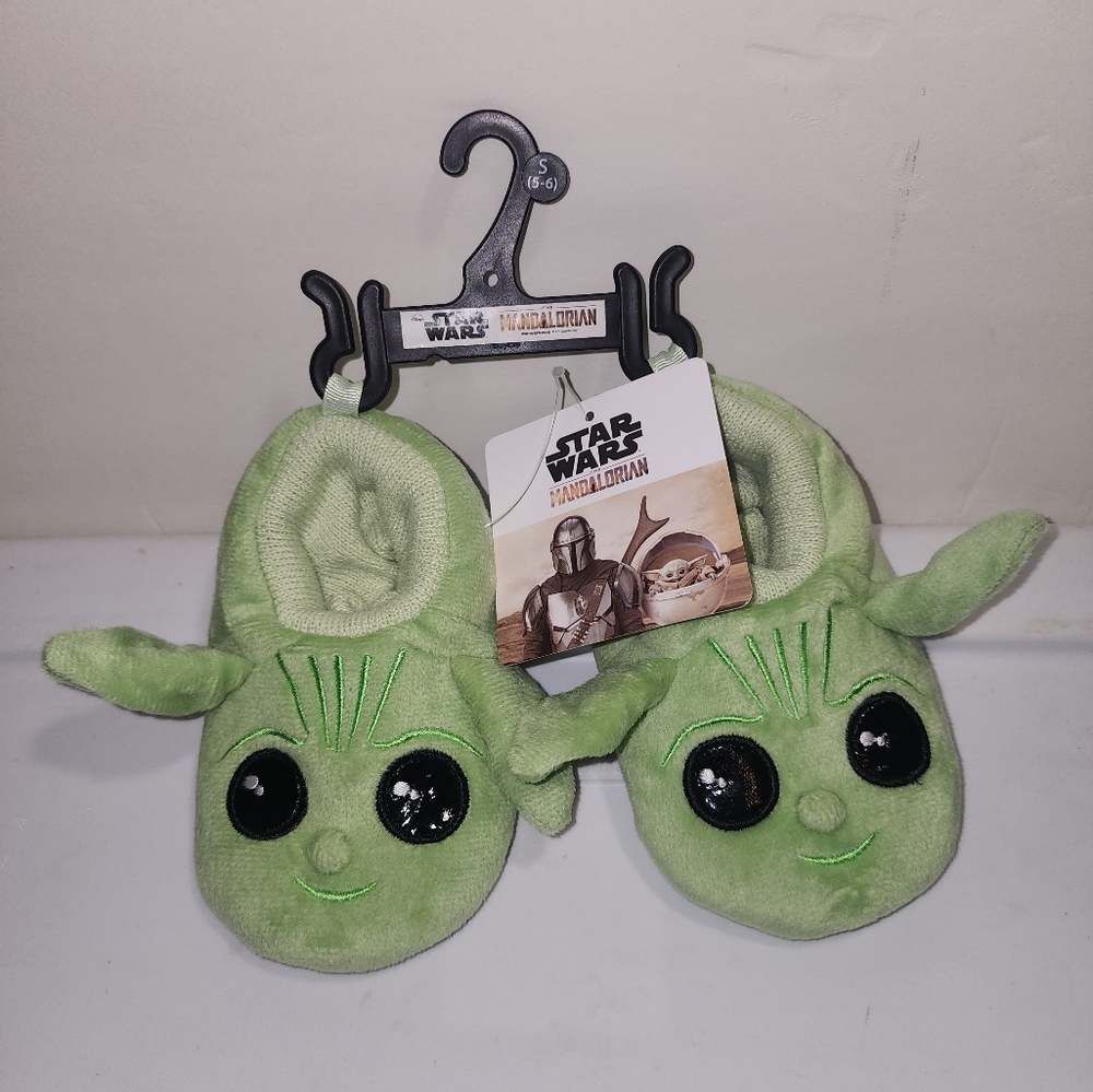 COPY - Disney Star Wars Grogu Baby Yoda Slippers Toddler Size 5-6 The Mandalori…